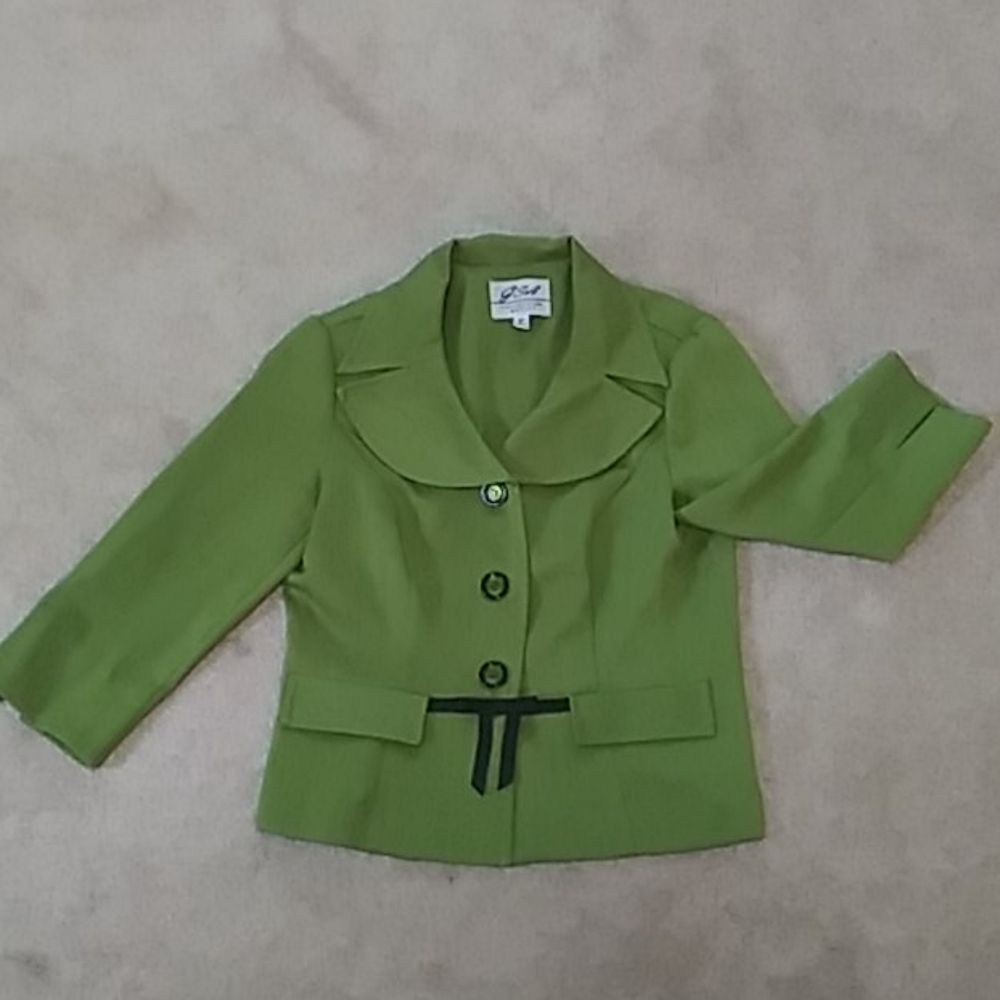 Charming Short Waisted Jacket